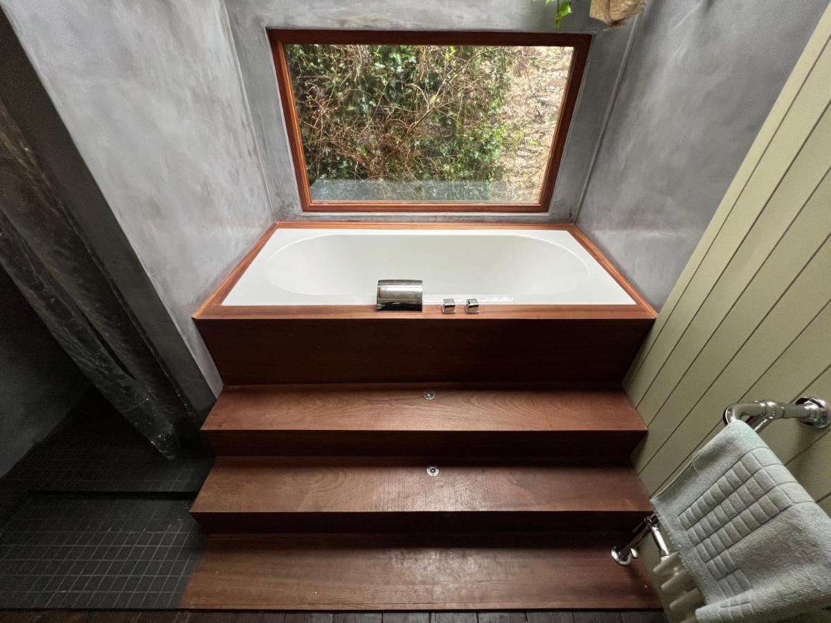 Central Dartmouth 3 Bed Home 외부 사진